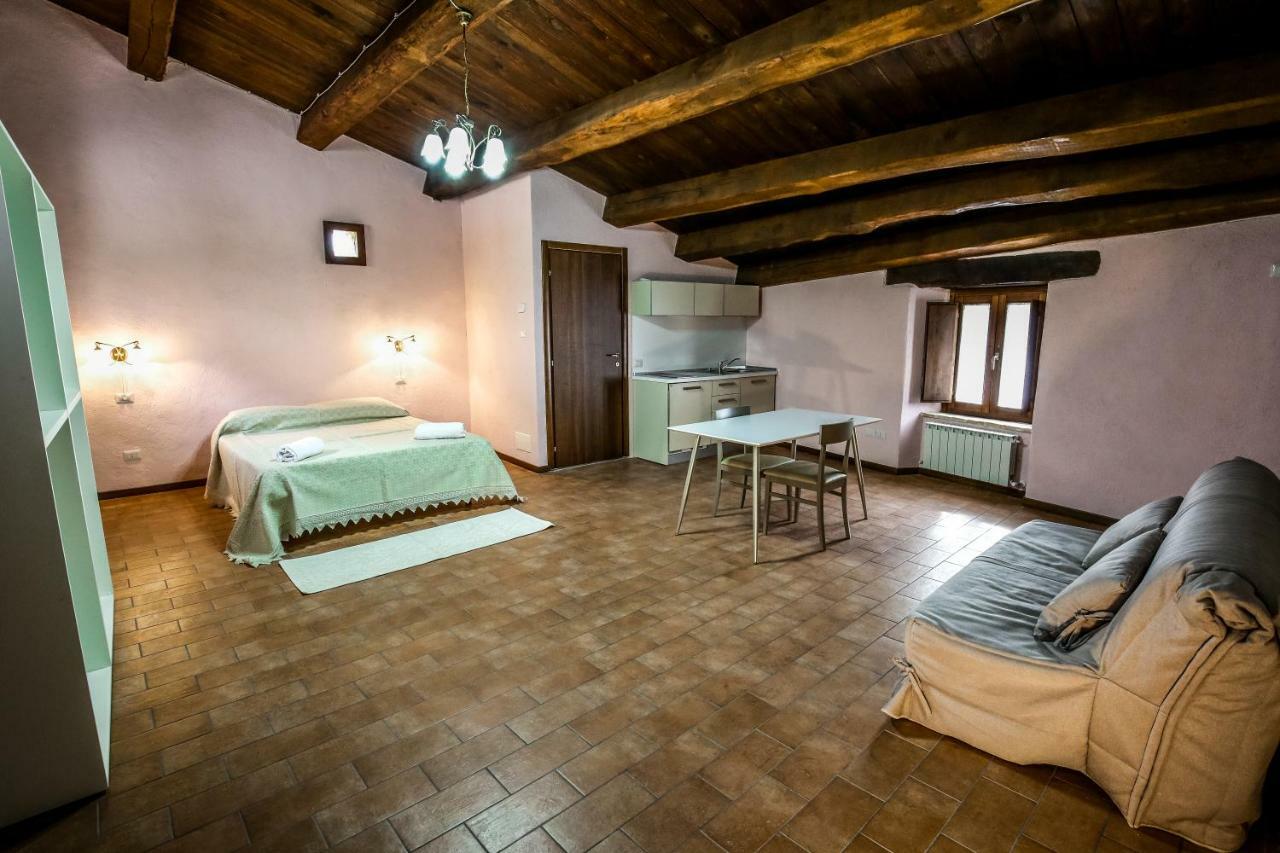 Apartmán Le Aie Di Postignano Sellano Exteriér fotografie